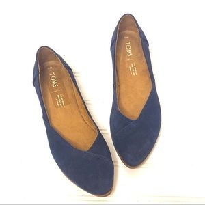Toms Navy Blue Jutti flats 403